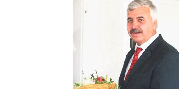 İstihbarat dairesi eski başkanı açığa alındı