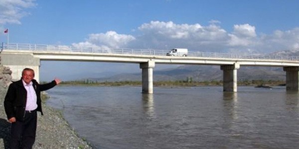 1 milyon TL'ye hayvanlar için köprü yaptırdı