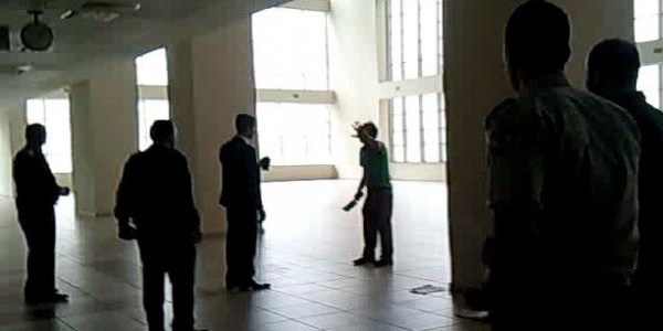 Hastanede satırlı saldırı