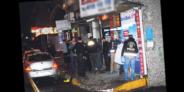 Zırhlı banka aracını çaldılar
