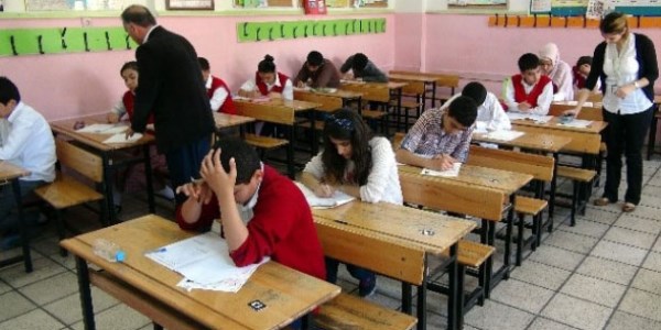 Fen soruları zor Türkçe kolaydı