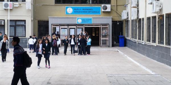 Kenan Evren'in adı Marmaris'teki okullardan kaldırıldı