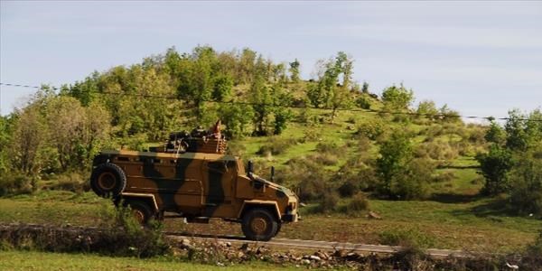Kaçırılan askerler yarın bırakılacak