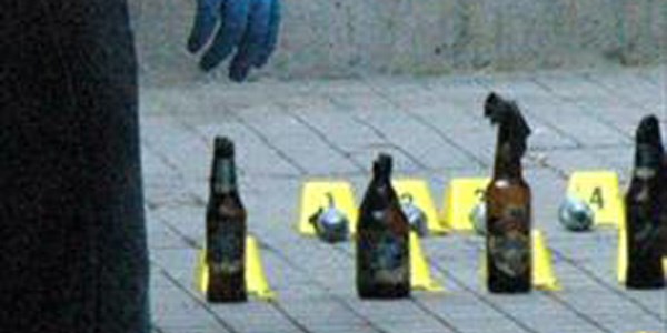 Polis bomba ve molotof ele geçirdi/ Video