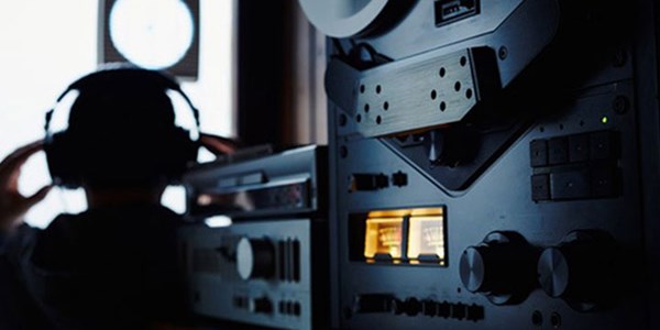 'Dinleme kay�tlar�n�n izinsiz silindi' iddias�na soru�turma