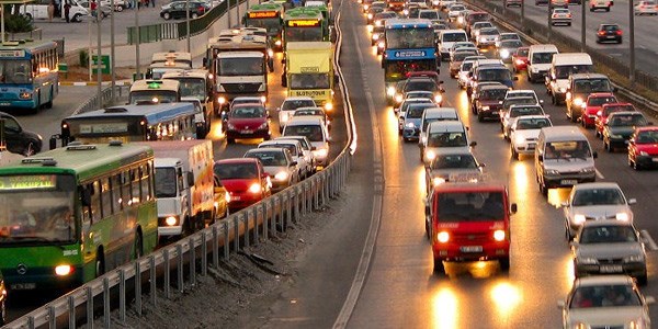 Ula��mda son dakikac�y�z, yanl�z seyahat ediyoruz!