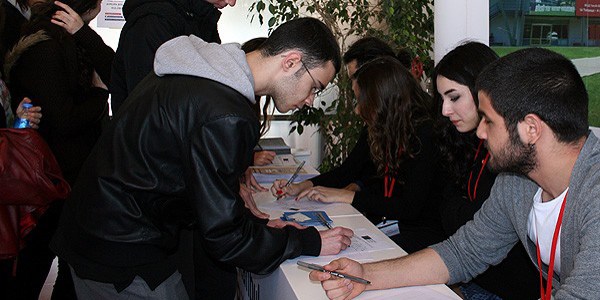 �niversite ��rencilerine sosyal tesislerde �ncelik