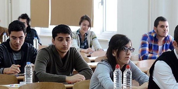 Mesleki e�itimde okul �e�itlili�i azalt�ld�