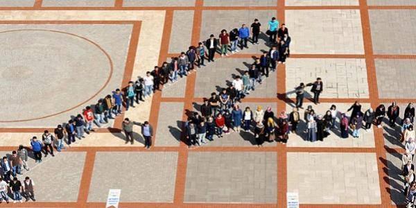 ��rencilerden Ba�bakan imzas�