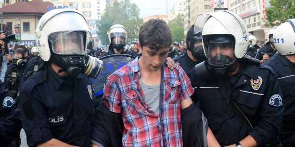 1 Mayıs'ta gözaltına alınan 37 kişi serbest