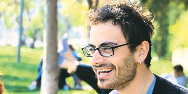 Mezun öğrenciye 'uyarı' cezası gitti