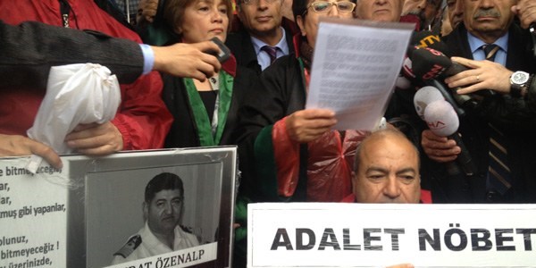 Anayasa Mahkemesi önünde bireysel başvuru eylemi