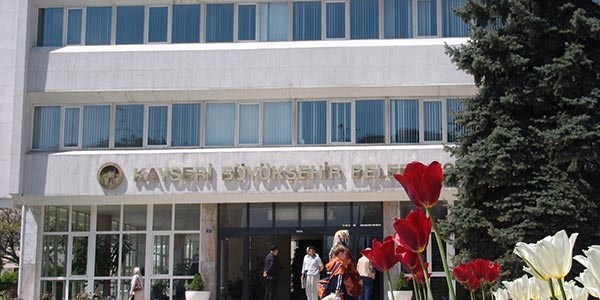 Kayseri'de belediye memurlarna 400 TL zam