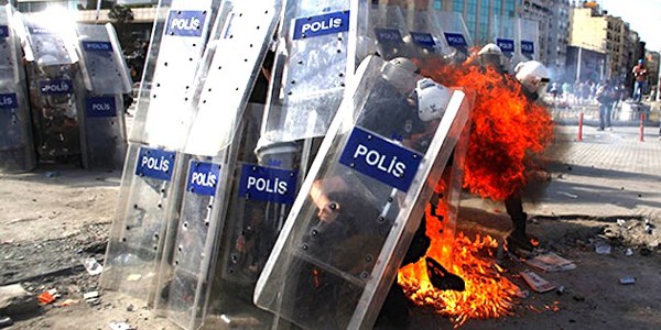Polise tazminat göstericiden
