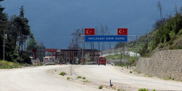 Yayladağı Gümrük Kapısı'na roket mermisi