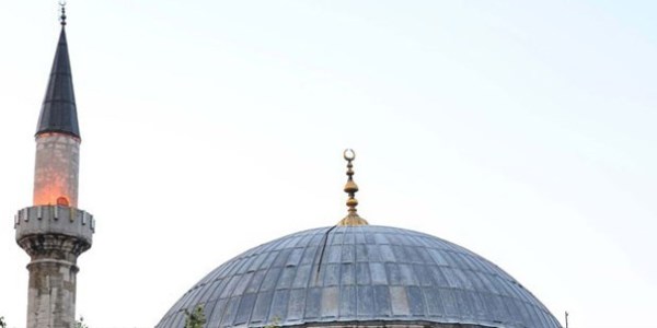 Diyanet: Türkiye'nin tüm camilerinde sela okutulacak