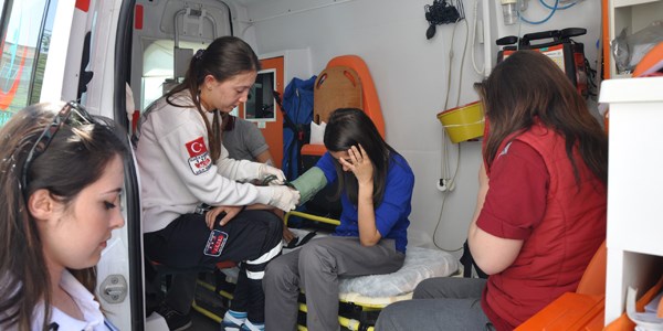 Sınıftaki 'biber gazı' şakası hastanede bitti