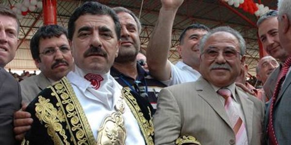 Eski K�rkp�nar a�as� intihar etti