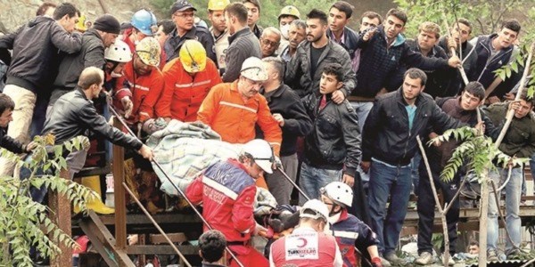 Sadece vicdanlar mahkum ediyor