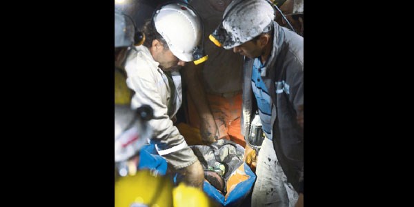 Madencilere tatbikat filmi izlettirmi�ler