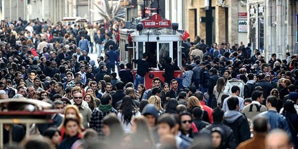 İlkokul mezunları istihdamda ilk sırada