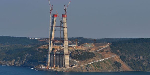 3. Bo�az K�pr�s�'n�n in�aat�nda b�y�k a�ama