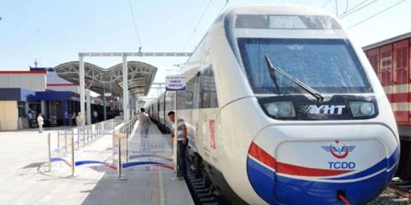TCDD: Ankara-İstanbul arası 3,5 saate düşecek