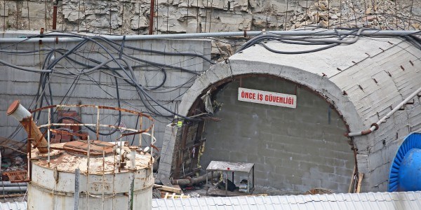 300 kişilik madene 800 kişi sokmuşlar!