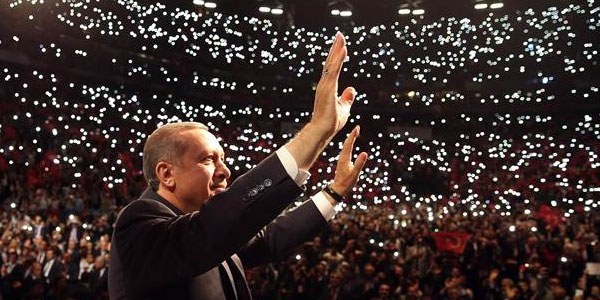 Nasıl biliyorsa cehennemin yolunu?