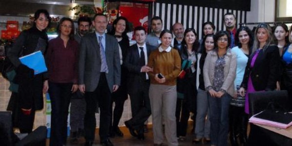 Avukata 8 bin lira hakaret cezası
