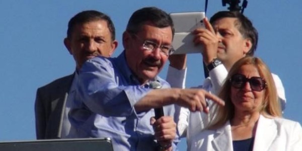 Gökçek'in şikayet ettiği protestocu gözaltına alındı/ Video