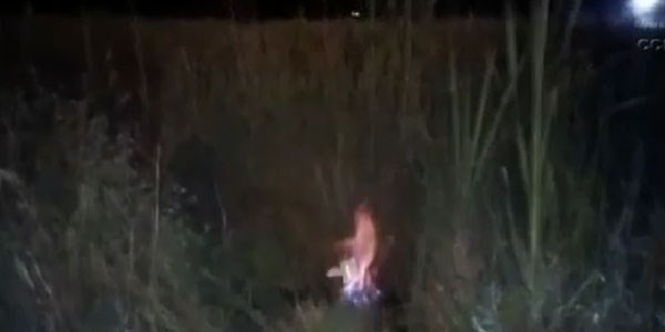 Depremden sonra su yanmaya başladı!/ Video