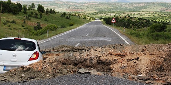 TSK yol kesen PKK'lılar için özel ekip gönderiyor