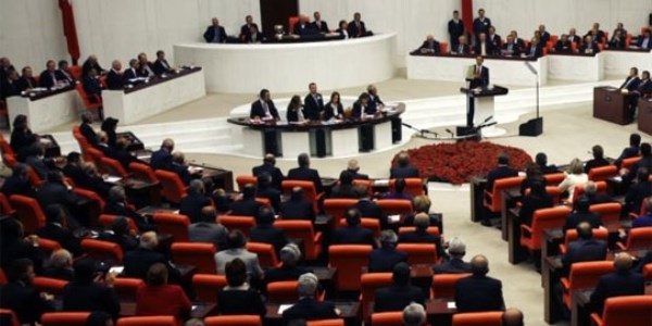 Tutuklama yasağı 2 yıldan 1 yıla iniyor