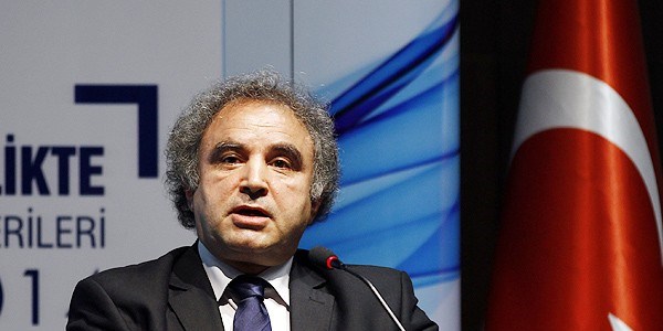 Kürtçe İletişim Fakültesi talebi