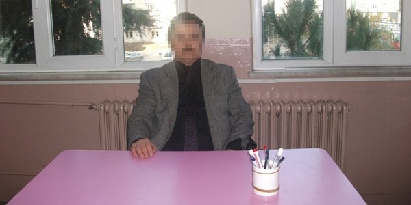 Öğretmen intihar etti
