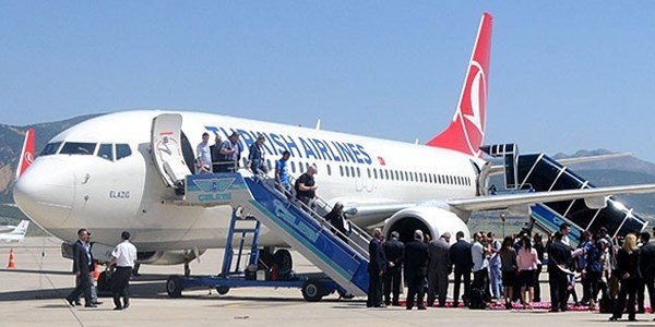 Hava yolu yolcu trafiği yüzde 9,4 arttı