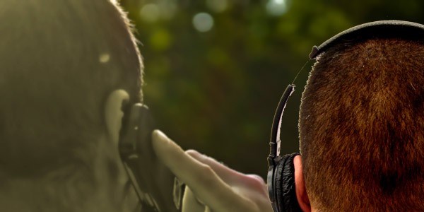 Vodafone'dan 'dinleme' a��klamas�