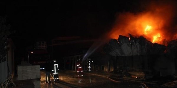 Hastane'de yang�n pani�i