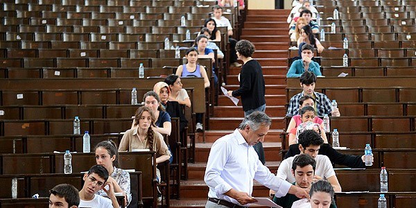 LYS'ye girecek ��renciler az da olsa kayg� ya�amal�