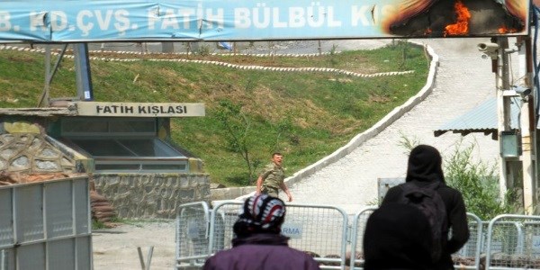 Hakkari'de 4 askerin yeri değişti