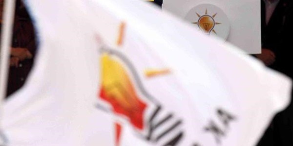 AK Parti Edirne Teşkilatı da istifa etti