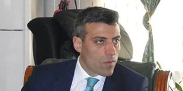 Konsolos, Erdo�an'a dan��manl�k yapm��t�