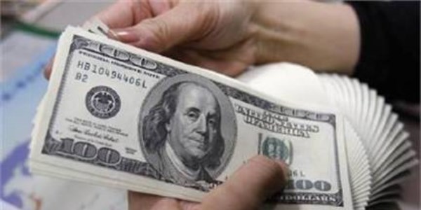 Dolar 2,13'ü gördü