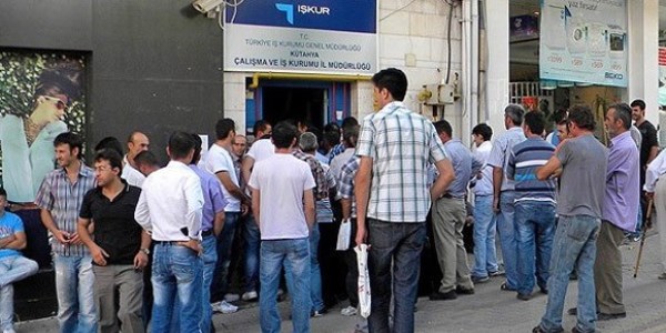 İşsizlik parası alanın gelir testi yaptırması şart değil