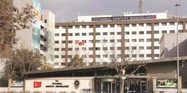 9 polis itirafçı oldu