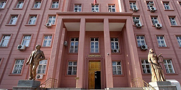 Yargıtay'dan Erdoğan'a yönelik kınama kararına bozma