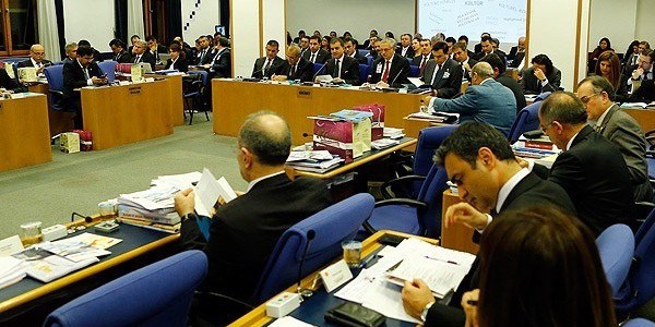 Torba kanun tasarısı Komisyon'da