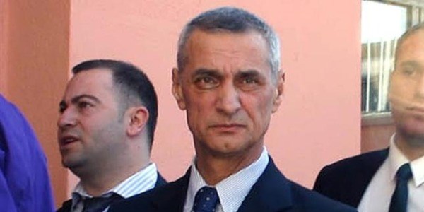 İçerideki son vekil de tahliye edildi