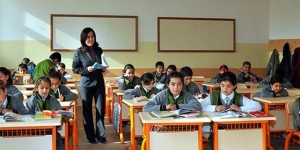 ��retmenlerden Bakanl��a �a�r� var